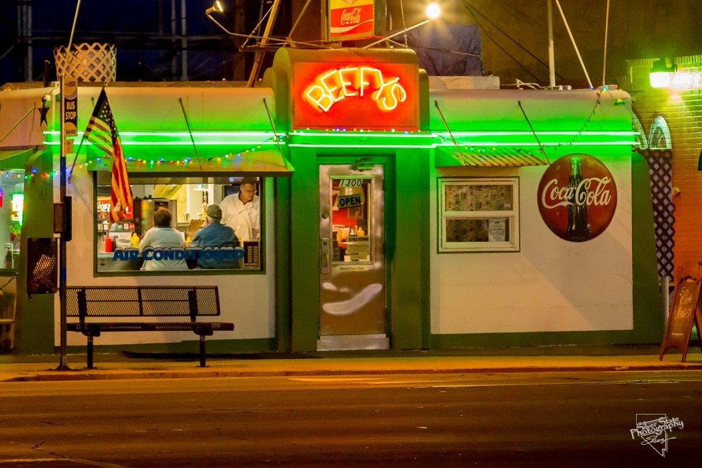 Beefy's at night